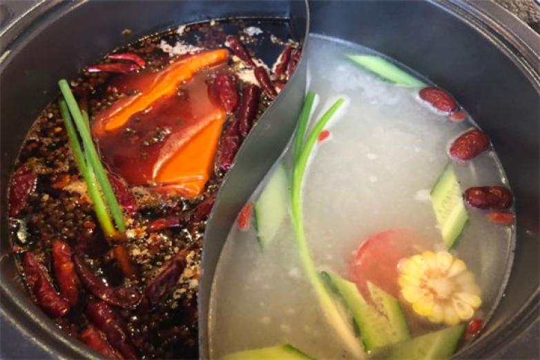 绿蚁小红炉串串火锅